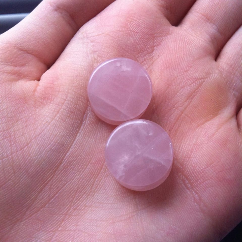 Quartzo rosa Pedra Orgânica Tú - Body Jewelry Gauge Sizes avaliação e preço